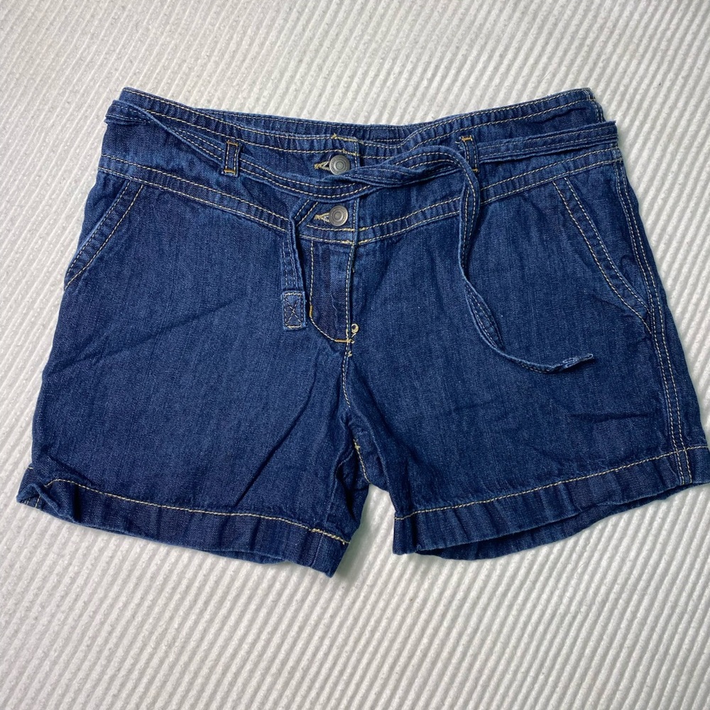 Ann Taylor Loft Jean Shorts Size 4